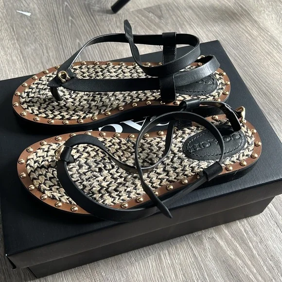 Coach Gracey Sandal - Leather (color - Black) size 5.5B - Picture 4 of 4